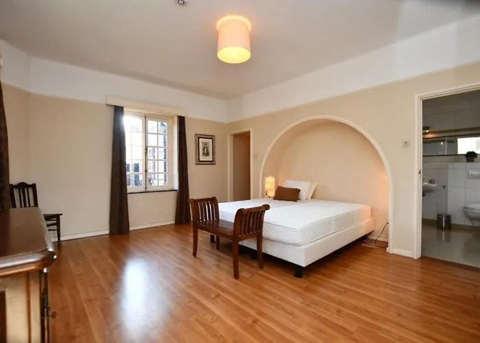 La Spa, A 10 Minutes A Pied Du Centre *